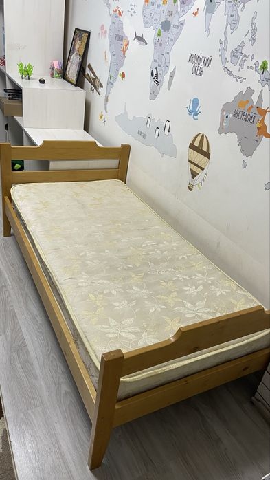 Ліжко з матрасом дитяче