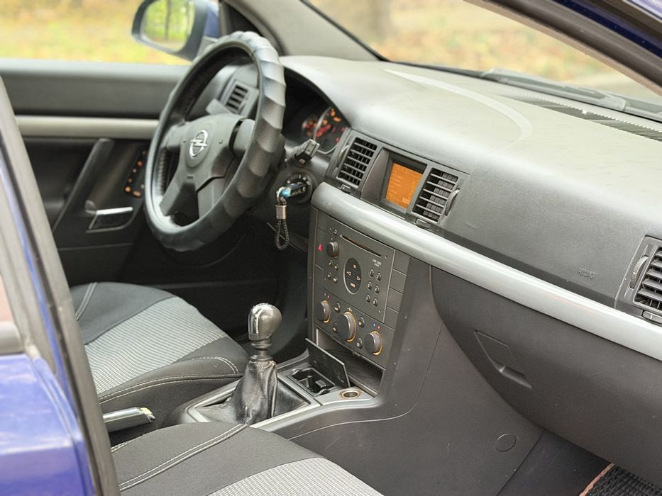 Opel Vectra  2.0 TDI !