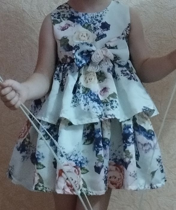 Пишна сукня для дівчинки
