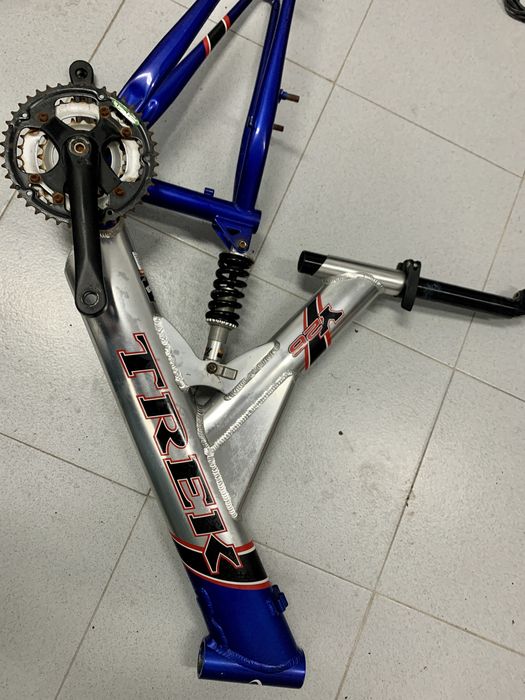 Trek - quadro BTT suspensão total