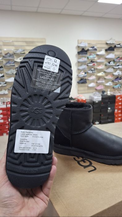 Зимові UGG виконані з натуральної шкіри , натуральна овчина 37-41р