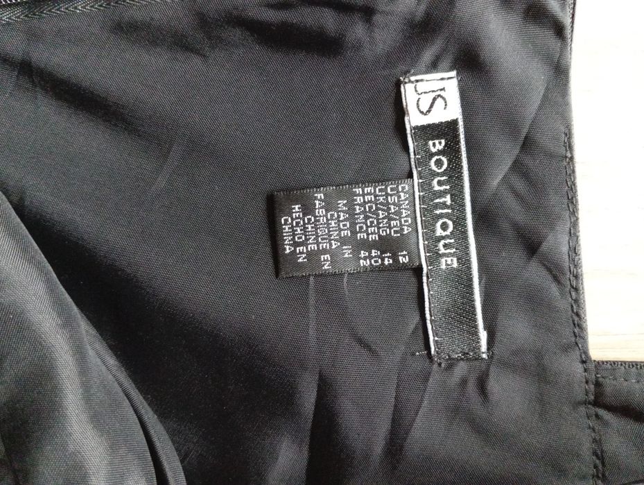 Boutique - sukienka