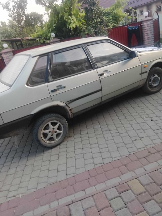 Продаю автомобіль ВАЗ-21099