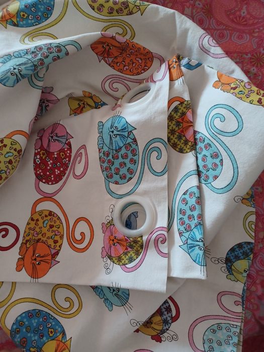 Coberta e cortinas Gato Preto