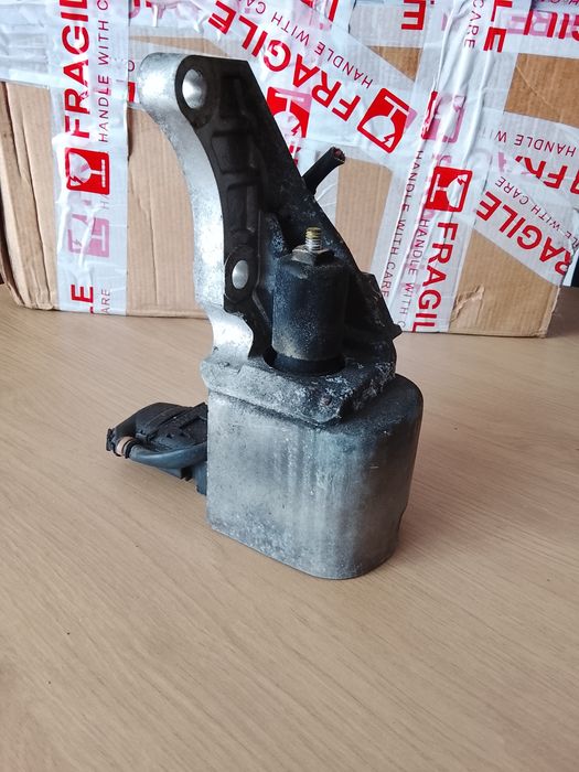 Nastawnik Aktuator  turbosprężarki BMW E90 E91 N47 2.0diesel K006T50171