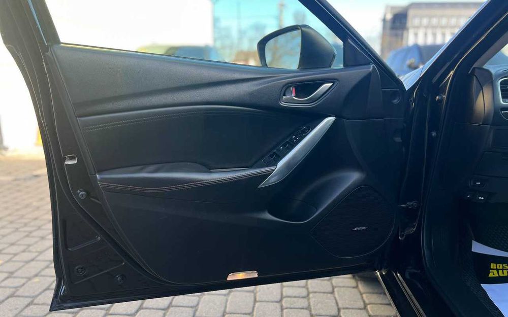 Mazda 6 2013 року