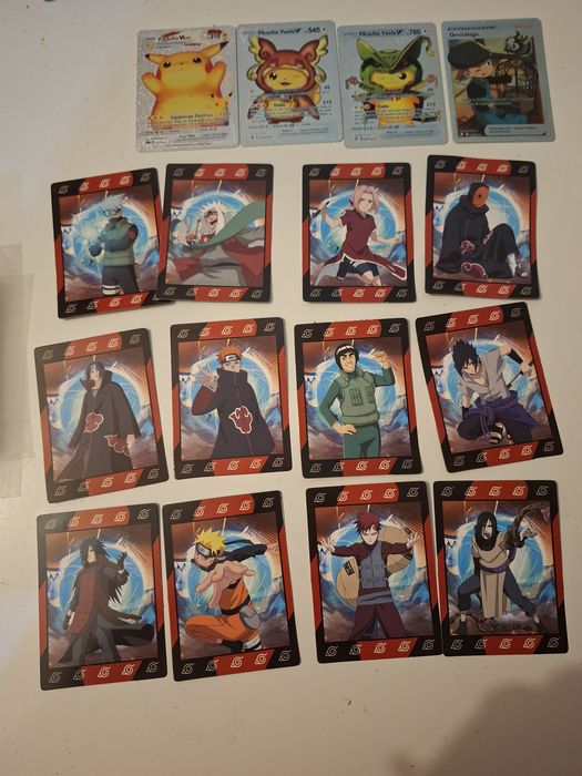 Cartas pokemon e naruto