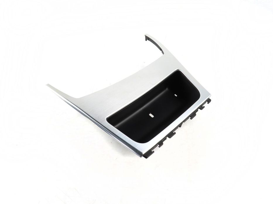 Friso Do Cinzeiro Bmw 1 Ref: 51169122668 2003 - 2013