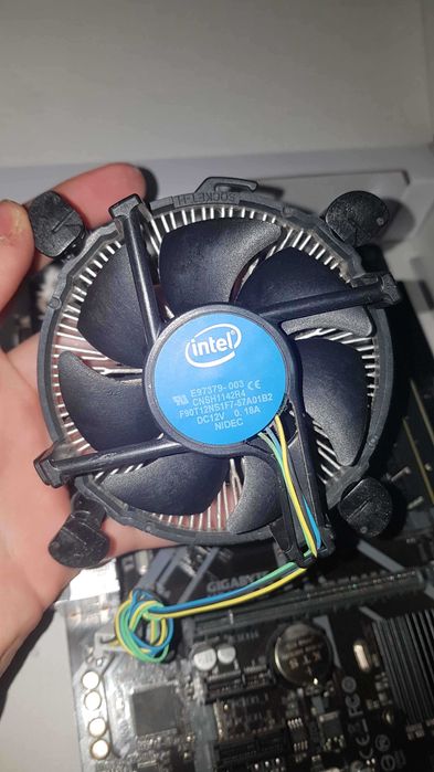 КОМПЛЕКТ (GPU RTX 2060 SUPER) (CPU I5 9500) (ddr4 16gb)