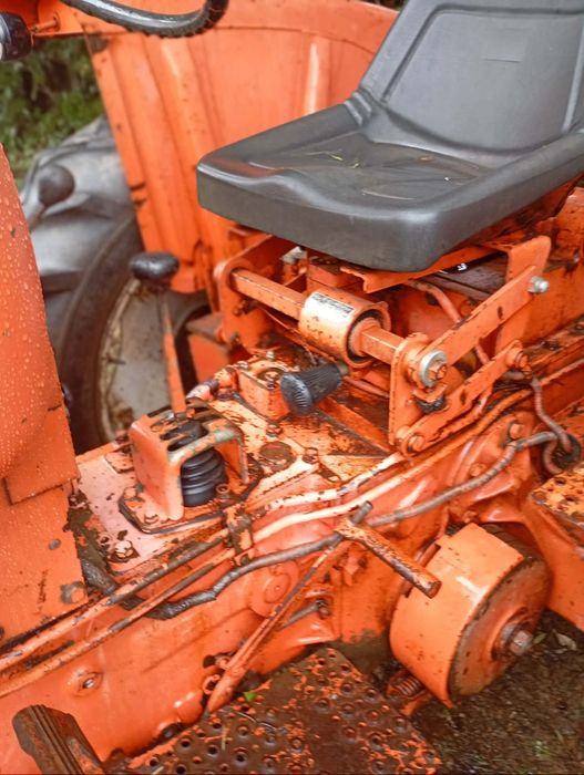 Trator renault  venda