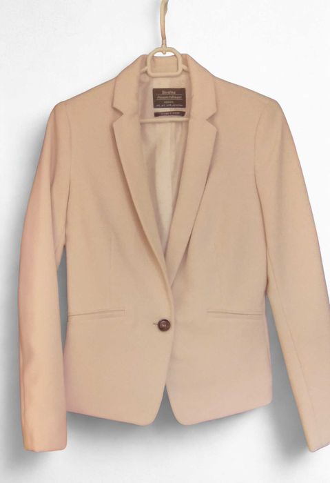 Marynarka damska Bershka do pracy na imprezę blady róż, S (36)