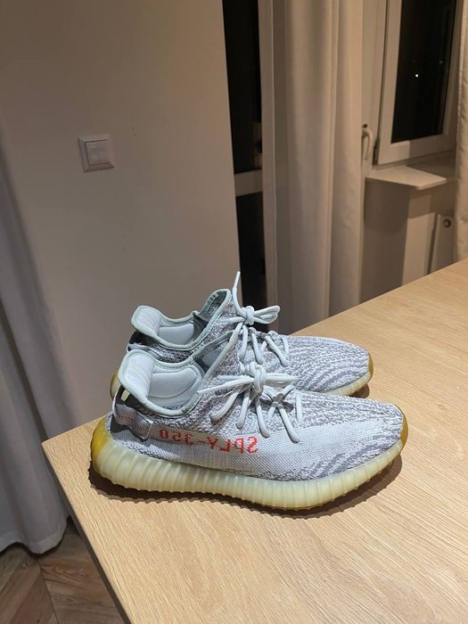 adidas Yeezy boost 350 v2 blue tint 42 2/3 beluga carbon zebra black