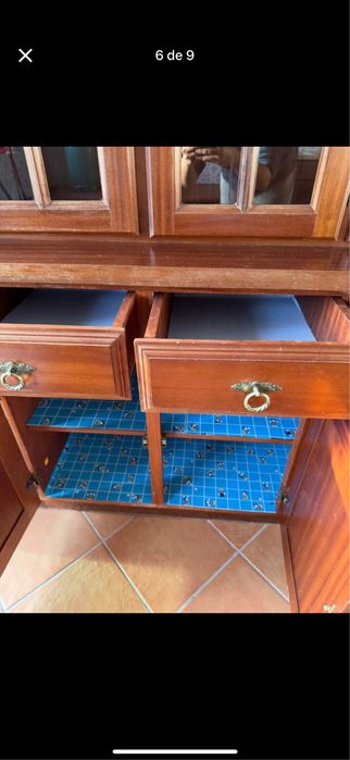 Vitrina/Louceiro antigo