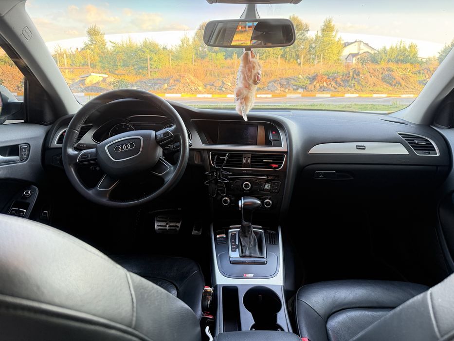 Продам Audi A4B8