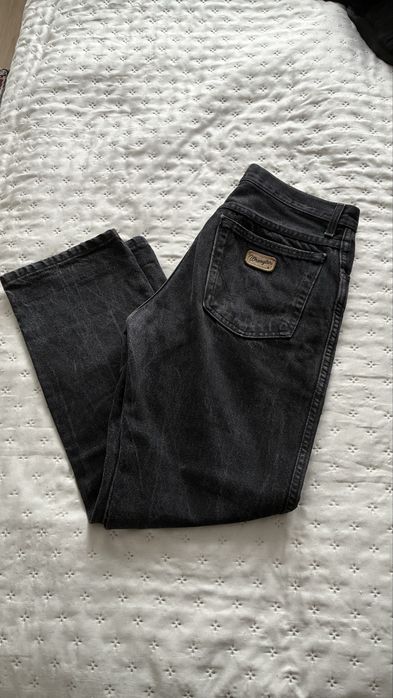 Szare grafitowe dzinsy wrangler texas M/38