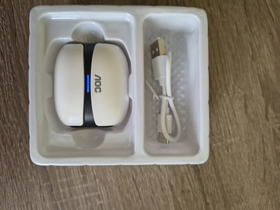 Безпровідні ,Bluetooth навушники AOC ACT1521 White