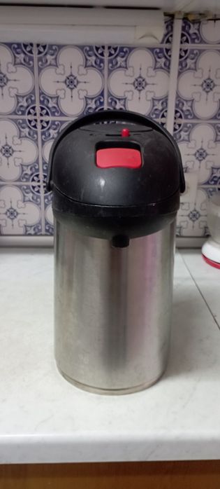 Garrafas de água quente isoladas específicas para cada hotel