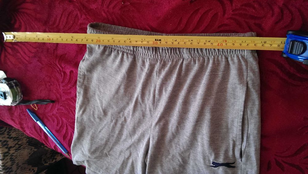 Брендовые шорты  на мальчика Slazenger 134-140 размер в хорошем состоянии