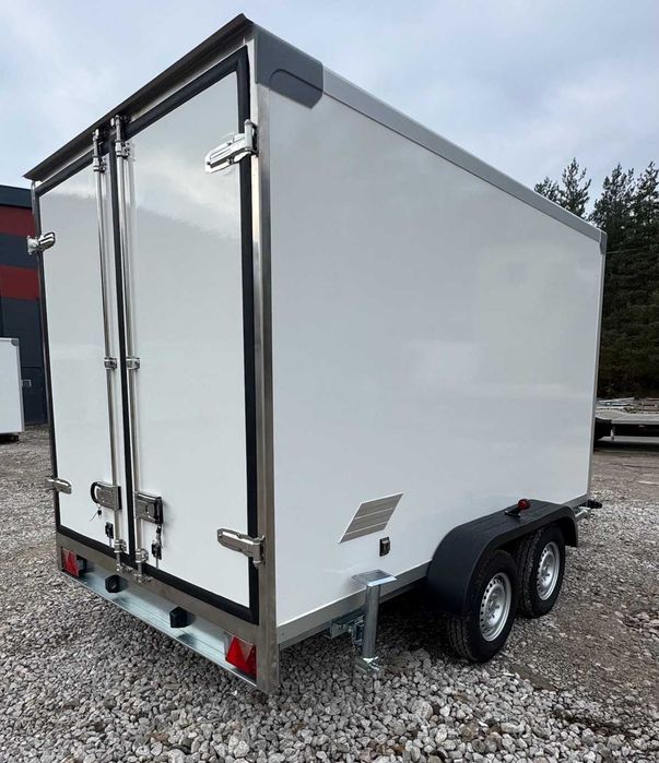Przyczepa Izoterma+agregat  330x180x190cm, DMC2700 cena 31900netto