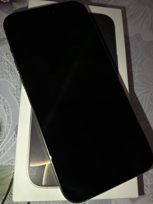 Iphone 16 pro max Natural Titanium
