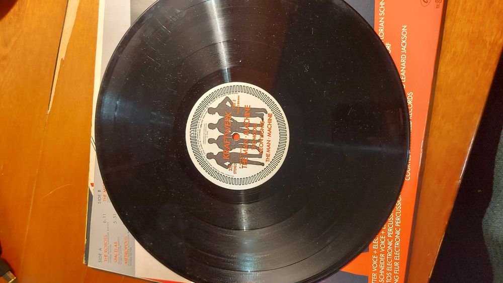 Kraftwerk – The Man•Machine (LP)