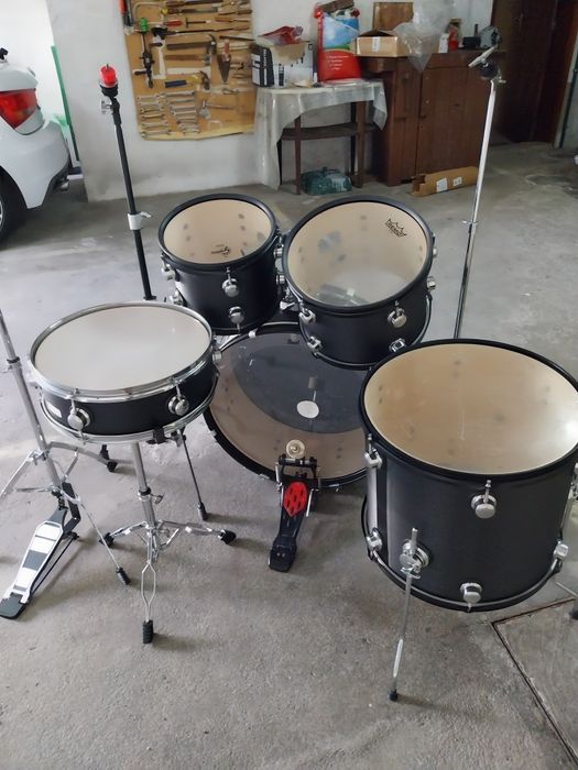 Vendo bateria HAYMAN