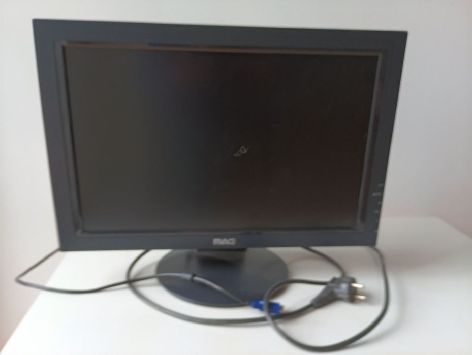 Monitor marki MAG