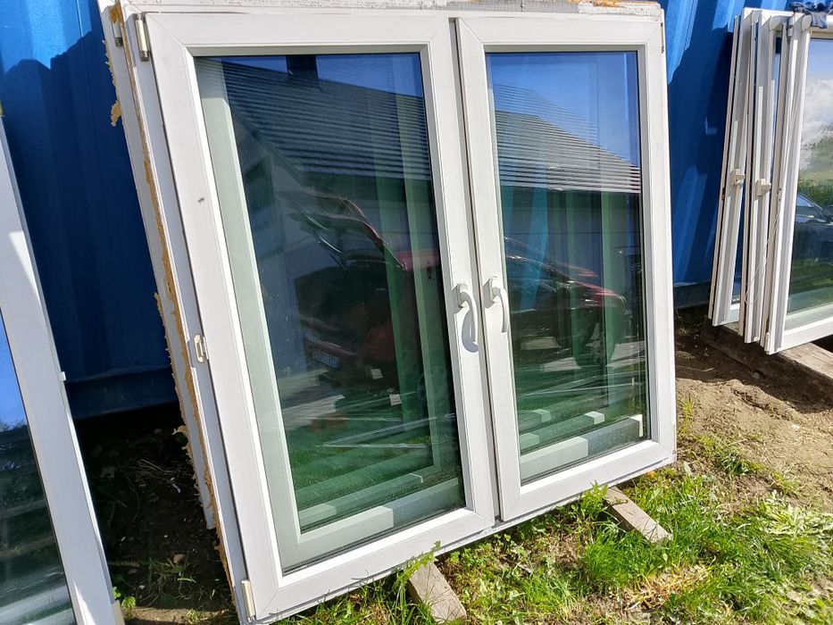 Okno 147x144 6szt palisander rozwierno uchylne plastikowe dwukwaterowe
