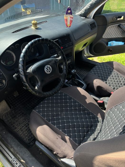 Продам Volkswagen Golf 4