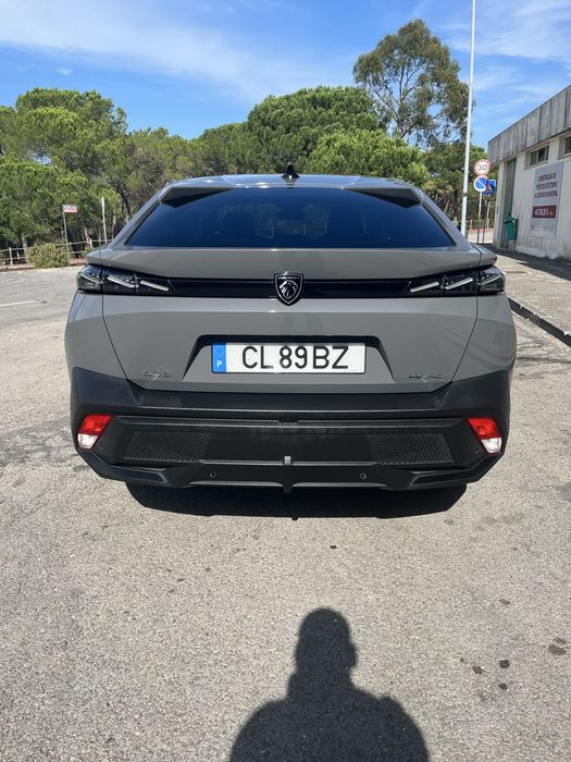 Peugeot 408 1.6 225CV Hybrid GT e-EAT8 06/2024 — photo 4