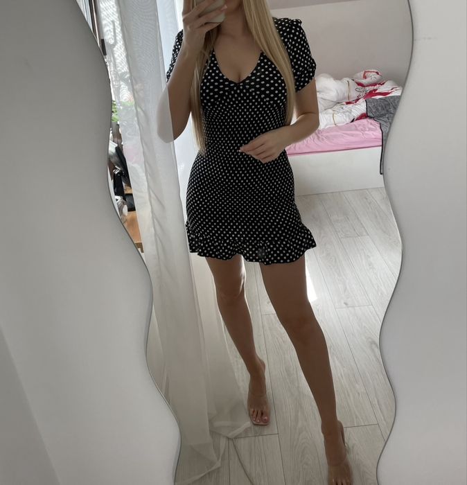 Sinsay nowa  sukienka z falbanką