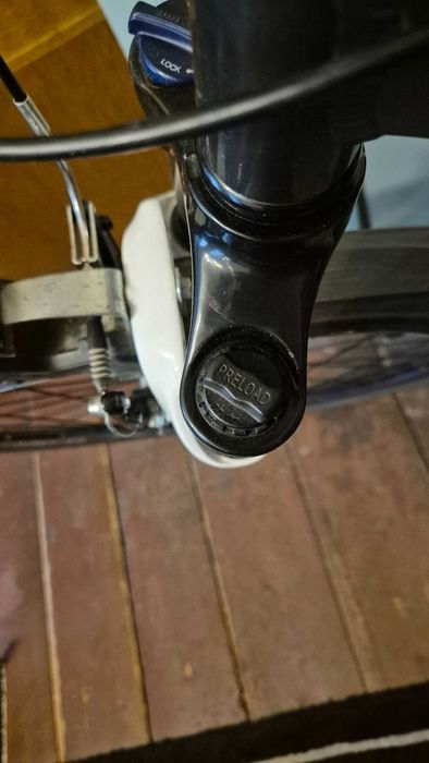 Rower Crossowy Infinitibike Spartacus, koła 28", rama 17", grafitowy