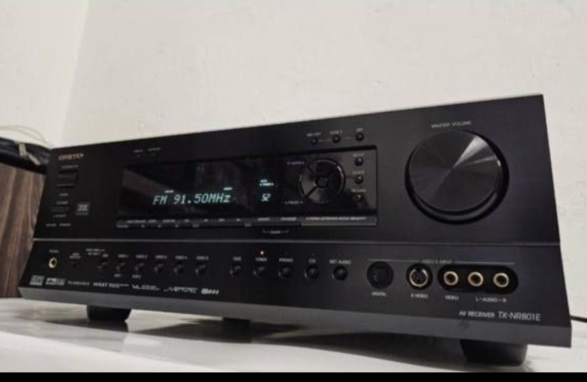 Am/Fm 7.1 Amplituner Onkyo TX-NR-801E, 7*135 W
