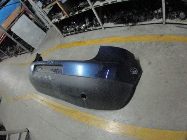 Pára-choques trás VOLKSWAGEN Golf V (1K1)