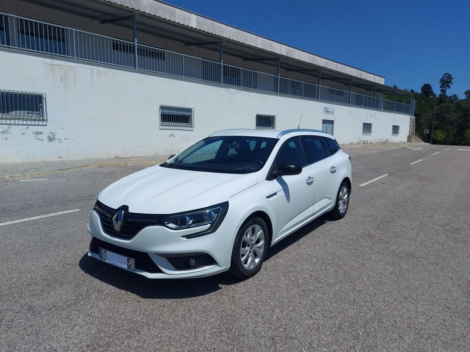 Renault Mégane IV Sporttourer 1.5 DCI 110CV Limited 2018 Nacional