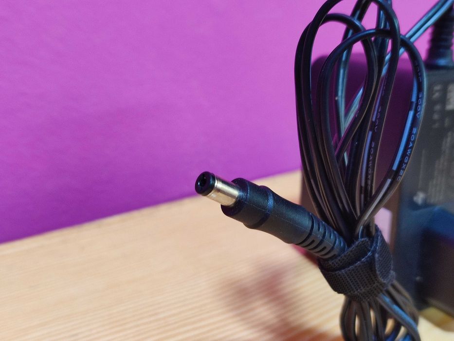 AC Adapter 12V 3.5A Adaptador