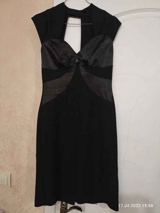 Платье чёрное короткое