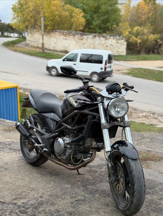 Обмін мотоцик сузукі св 650 мотоцикл в гарному стані