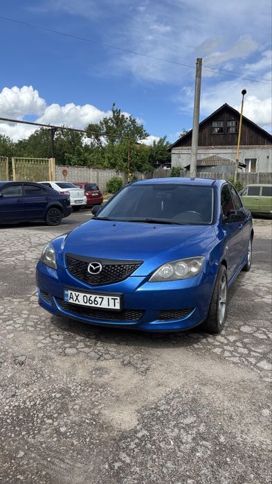 Продам отличную мазду