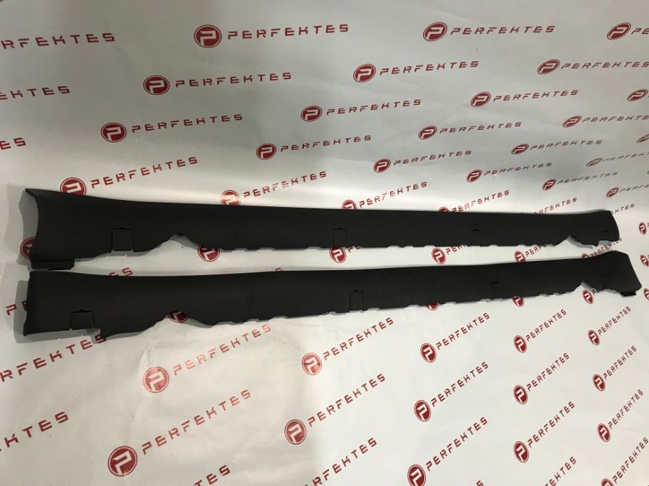 Накладка порога Tesla Model 3 LH RH 1089828-00-D 1089829-00-D