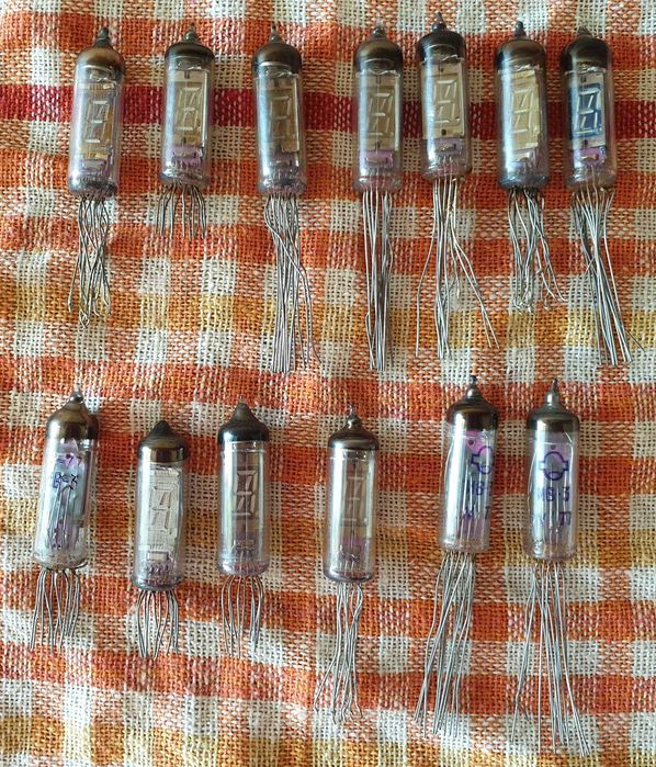 Lampa lampy VFD IW-3 prod. ZSRR, sprawdzone, w pełni sprawne