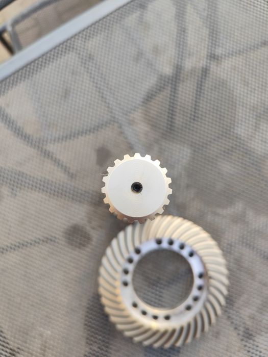 Valtra 13x38 zębów koła zębate , tryb