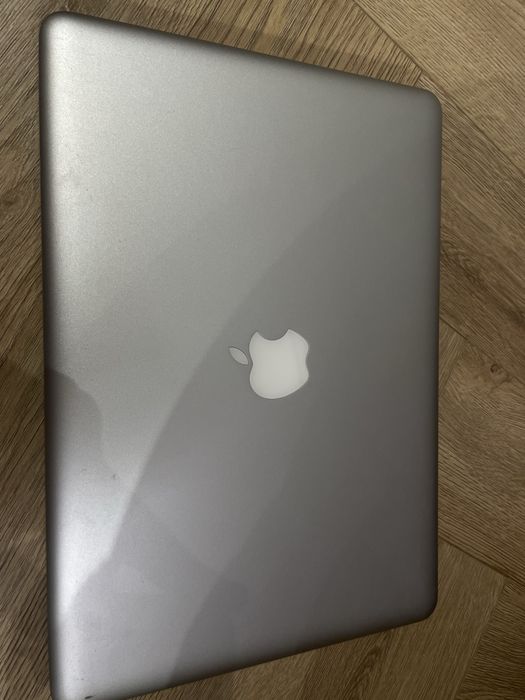 Apple MacBook Pro 13 cali
