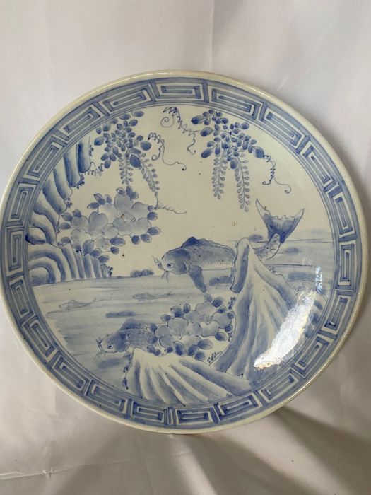 Grande prato em porcelana japonesa