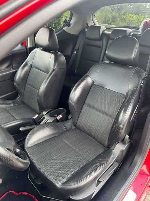 Peugeot 207 GT 2010