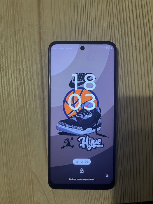 Продам телефон моторолу