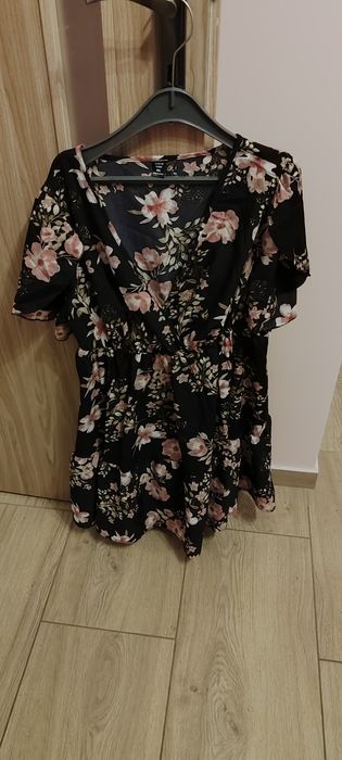 Sukienka boho w kwiaty