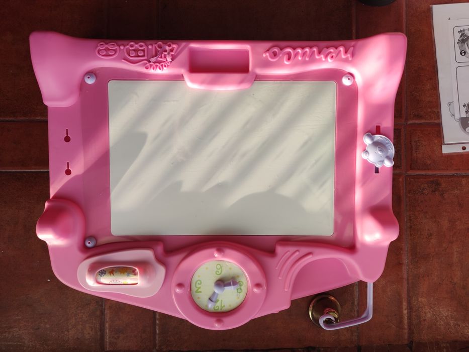 Nenuco bonecas e quadro