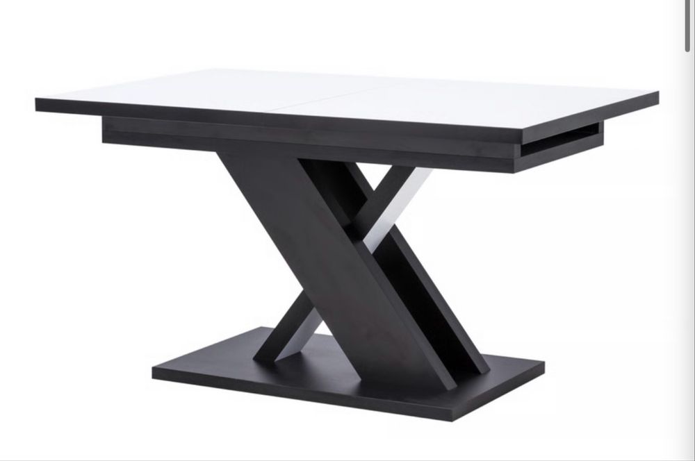 Zestaw stół i krzesła