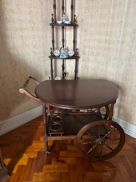 Carrinho de chá vintage